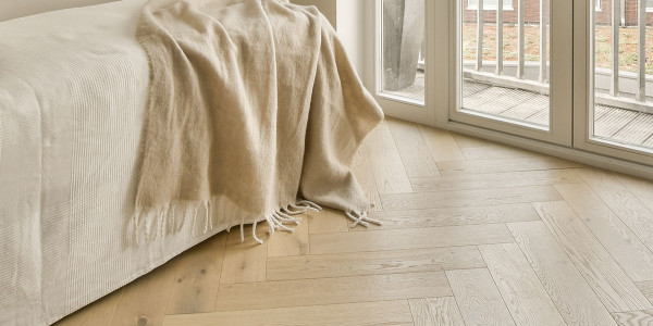 Reformas Integrales Cózar · Instalación de Parquet, Moquetas, Gres, Porcelánicos
